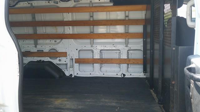Ford Transit 250 Van Low Roof 60/40 Pass.130-in. WB 2017