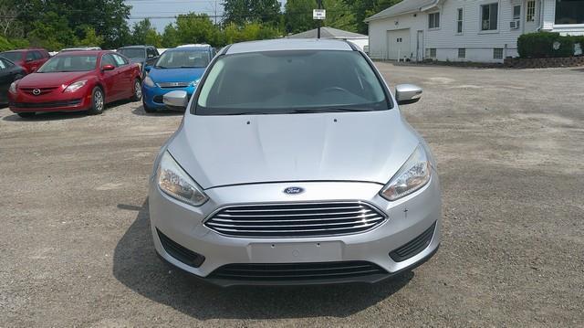 Ford Focus SE Sedan 2016