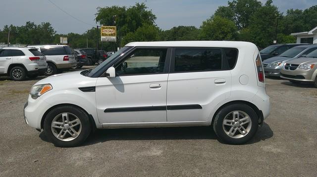 Kia Soul + 2010