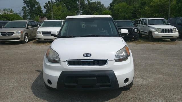 Kia Soul + 2010