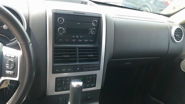 Mercury Mountaineer Luxury 4.0L AWD 2010