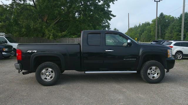 Chevrolet Silverado 1500 LT Ext. Cab 4WD 2011