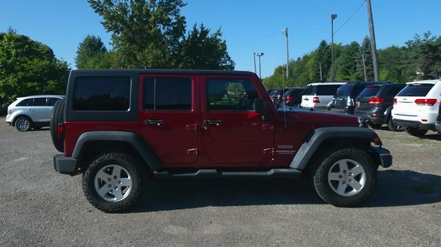 Jeep Wrangler Unlimited Sport 4WD 2012