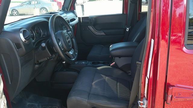 Jeep Wrangler Unlimited Sport 4WD 2012