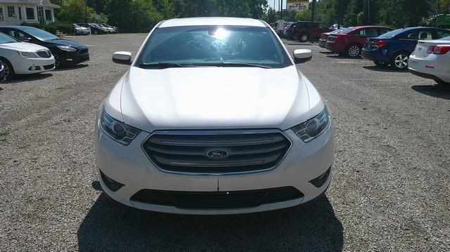 Ford Taurus SEL FWD 2016
