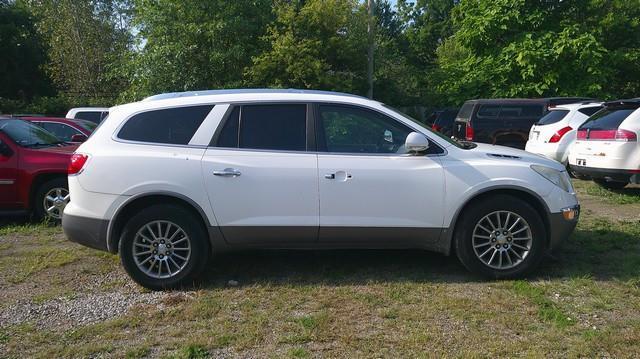 Buick Enclave CXL FWD 2010