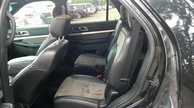 Ford Explorer XLT 4WD 2017