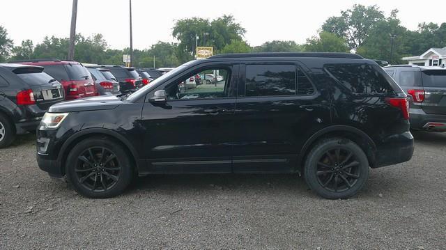 Ford Explorer XLT 4WD 2017