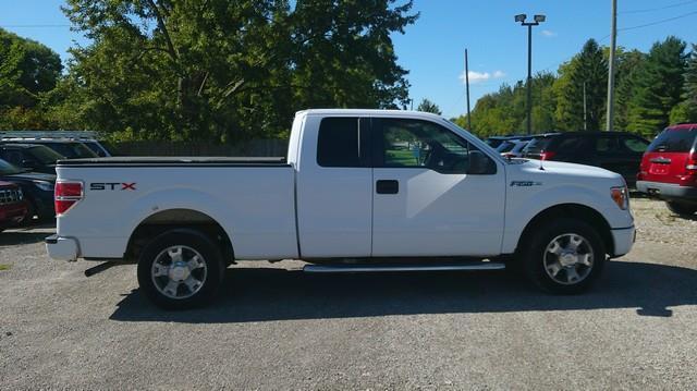 Ford F-150 STX SuperCab 6.5-ft. Bed 2WD 2010