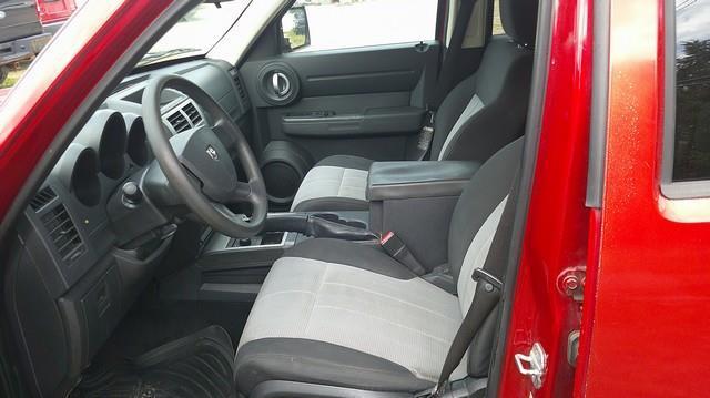 Dodge Nitro photo 5
