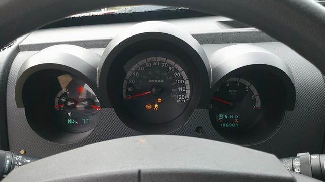 Dodge Nitro photo 6