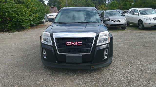 GMC Terrain photo 2