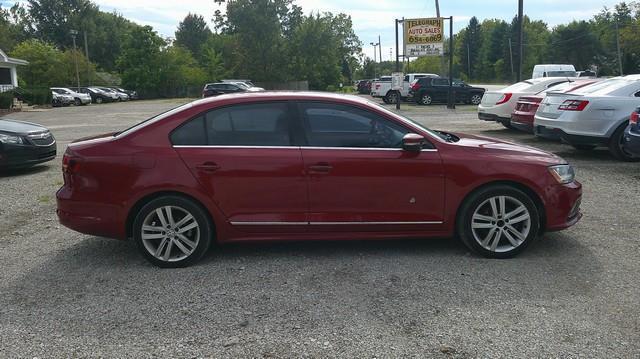 Volkswagen Jetta 1.8T SEL 6A 2017