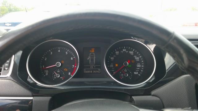 Volkswagen Jetta 1.8T SEL 6A 2017