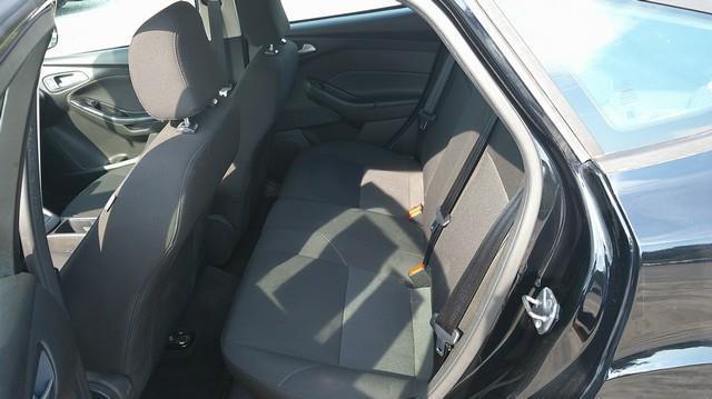 Ford Focus photo 9
