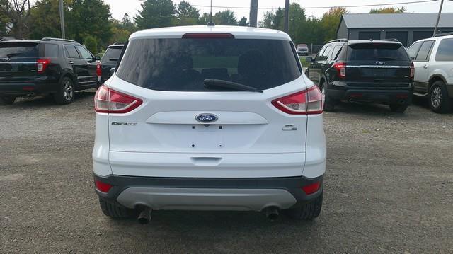 Ford Escape photo 4