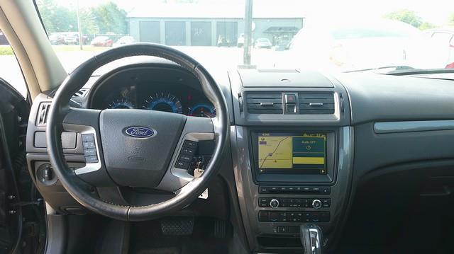 Ford Fusion photo 10