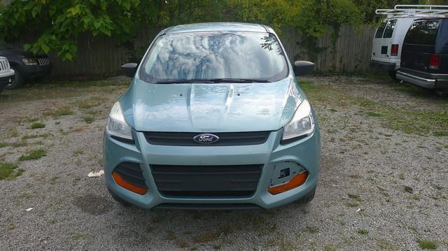 Ford Escape S FWD 2013