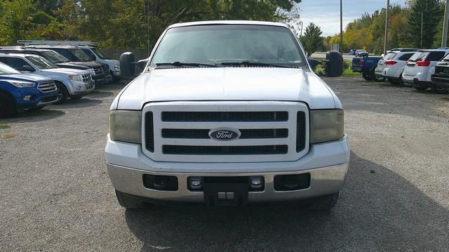 Ford F-250 SD XLT Crew Cab Long Bed 2WD 2005