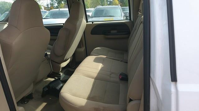 Ford F-250 SD XLT Crew Cab Long Bed 2WD 2005