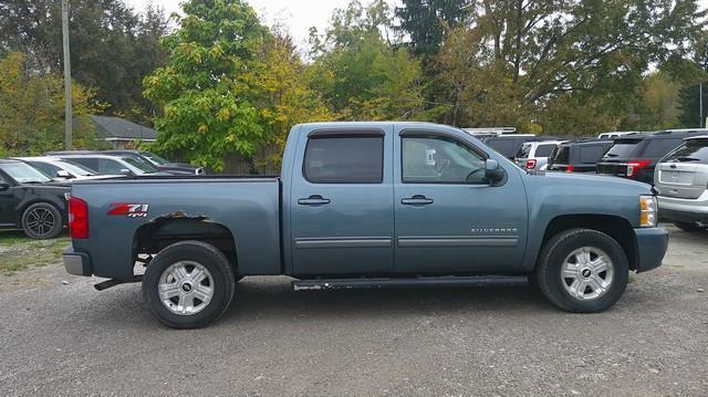 Chevrolet Silverado 1500 LT Crew Cab 4WD 2011