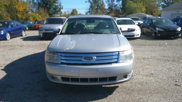Ford Taurus SEL FWD 2009