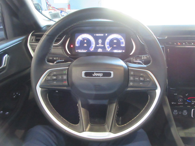 2024 Jeep Grand Cherokee Laredo photo 14