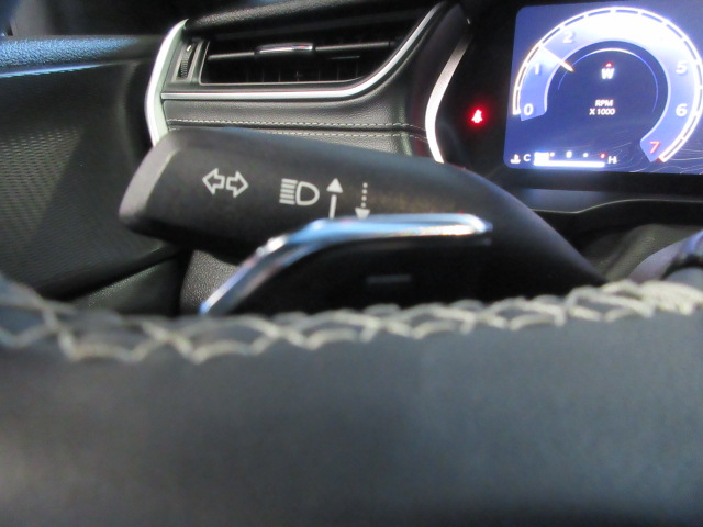 2024 Jeep Grand Cherokee Laredo photo 17