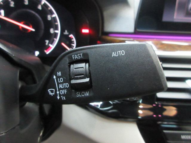 BMW 5-Series 530i xDrive 2019