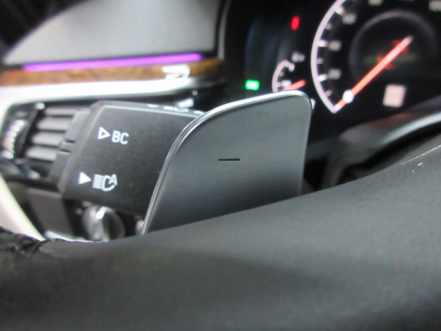 BMW 5-Series 530i xDrive 2019