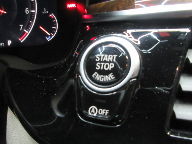 BMW 5-Series 530i xDrive 2019