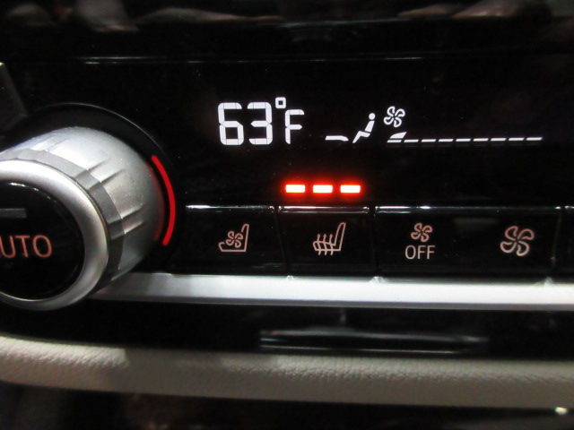 BMW 5-Series 530i xDrive 2019