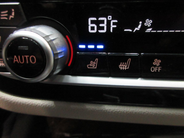 BMW 5-Series 530i xDrive 2019