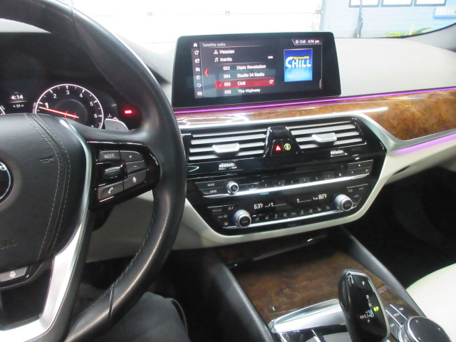 BMW 5-Series 530i xDrive 2019