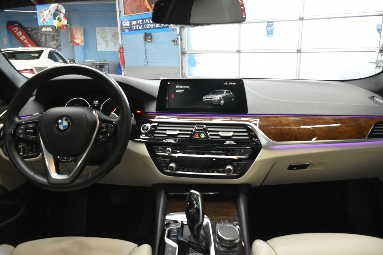 BMW 5-Series 530i xDrive 2019