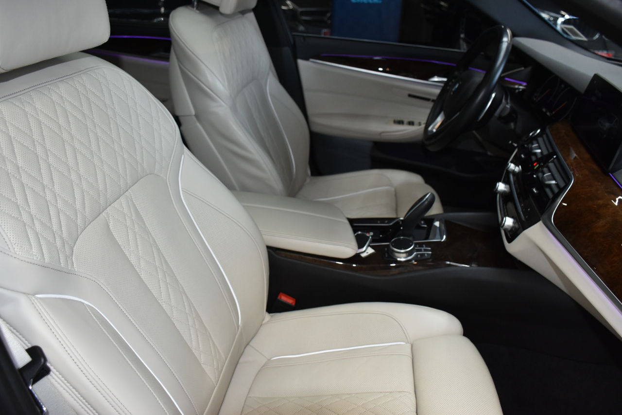 BMW 5-Series 530i xDrive 2019