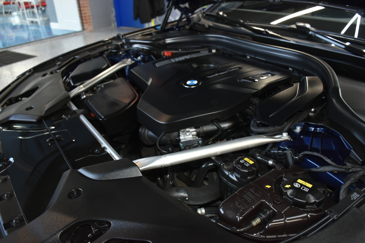 BMW 5-Series 530i xDrive 2019