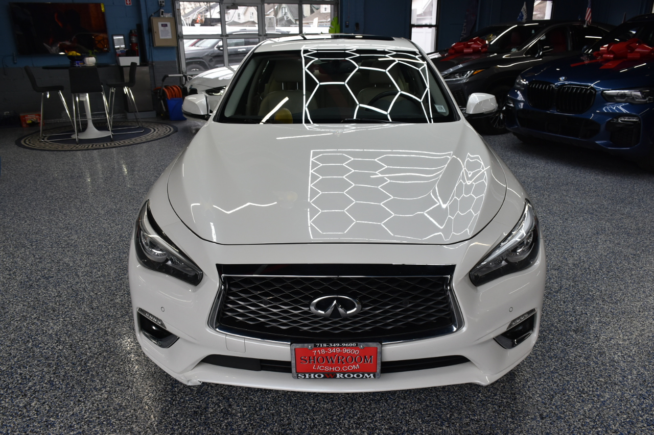 Infiniti Q50 3.0t LUXE AWD 2019