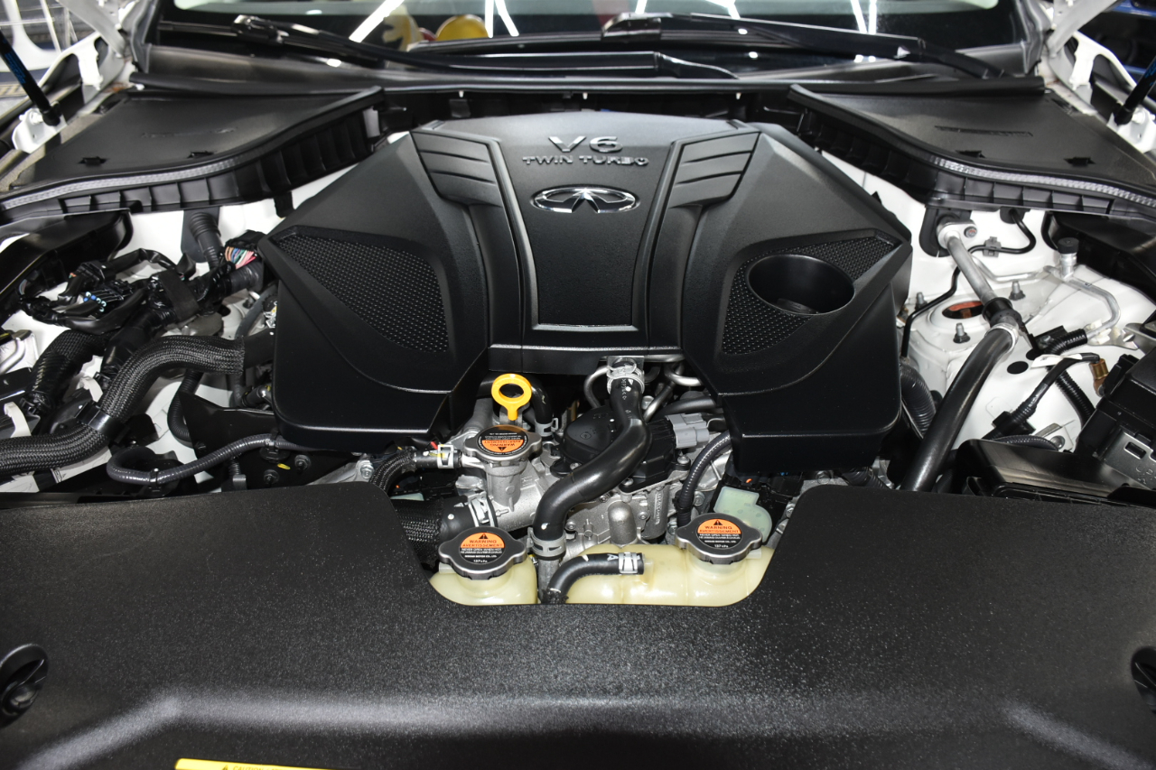 Infiniti Q50 3.0t LUXE AWD 2019