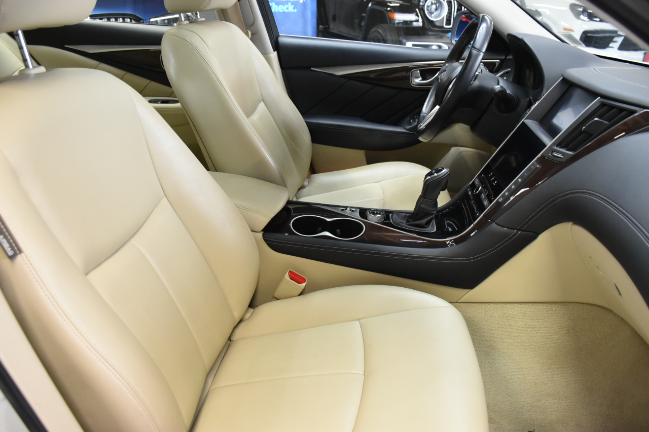 Infiniti Q50 3.0t LUXE AWD 2019