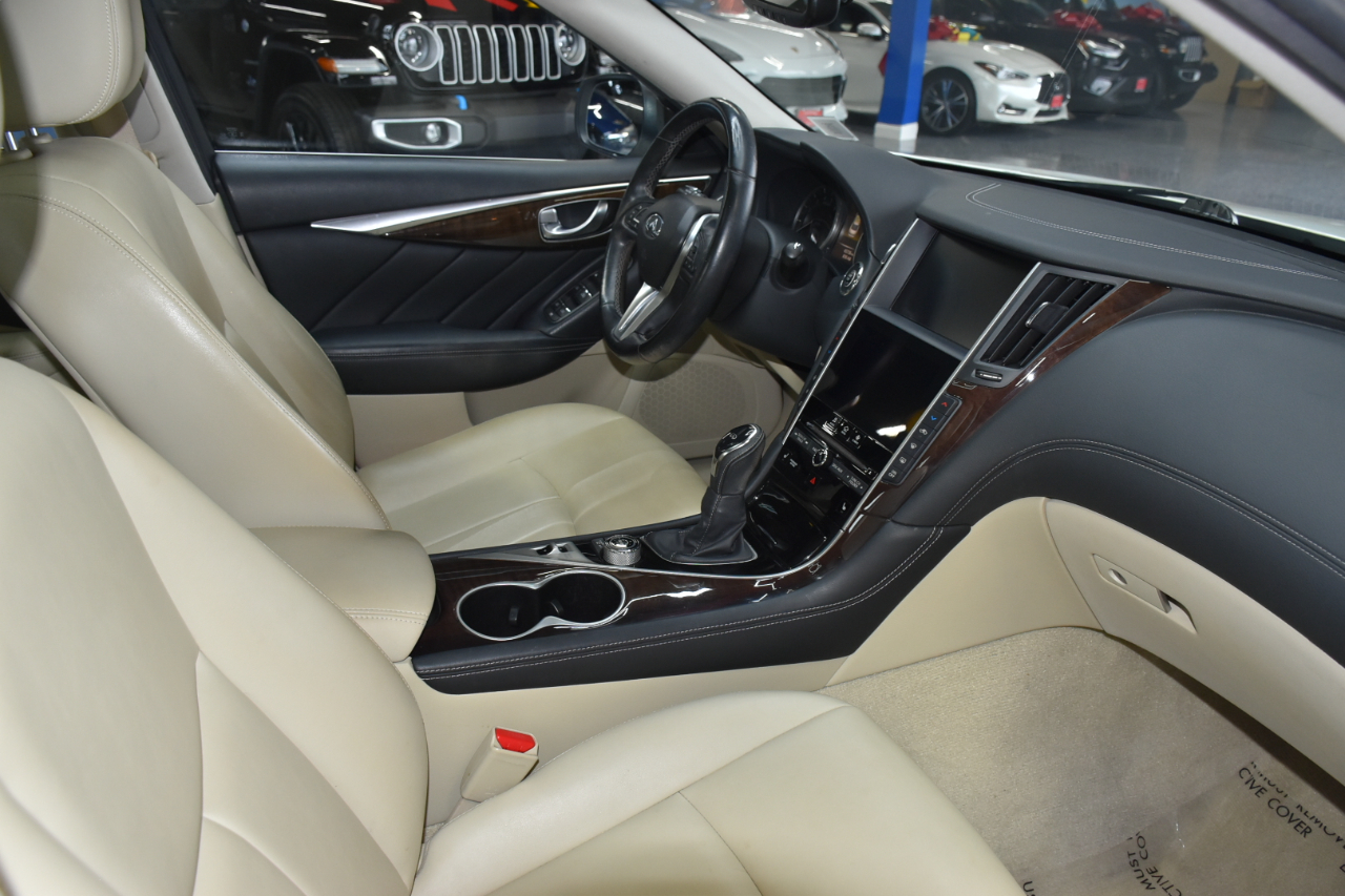 Infiniti Q50 3.0t LUXE AWD 2019