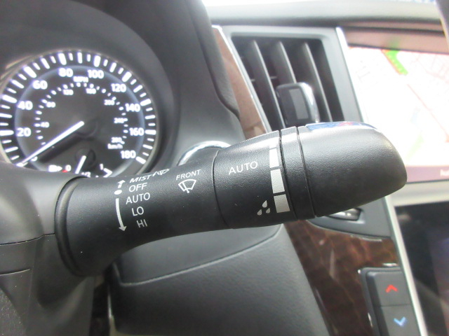 Infiniti Q50 3.0t LUXE AWD 2019