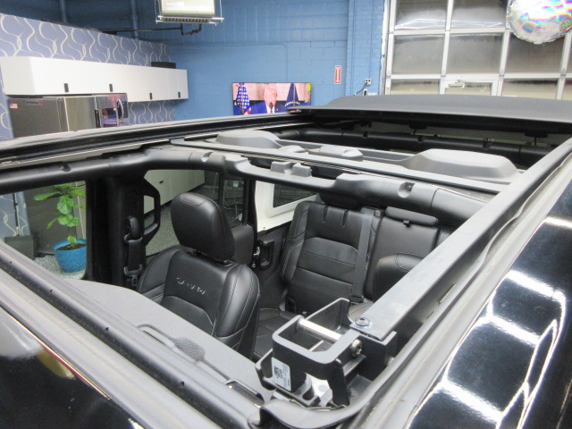 Jeep Wrangler 4xe Unlimited Sahara 2021