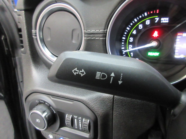 Jeep Wrangler 4xe Unlimited Sahara 2021