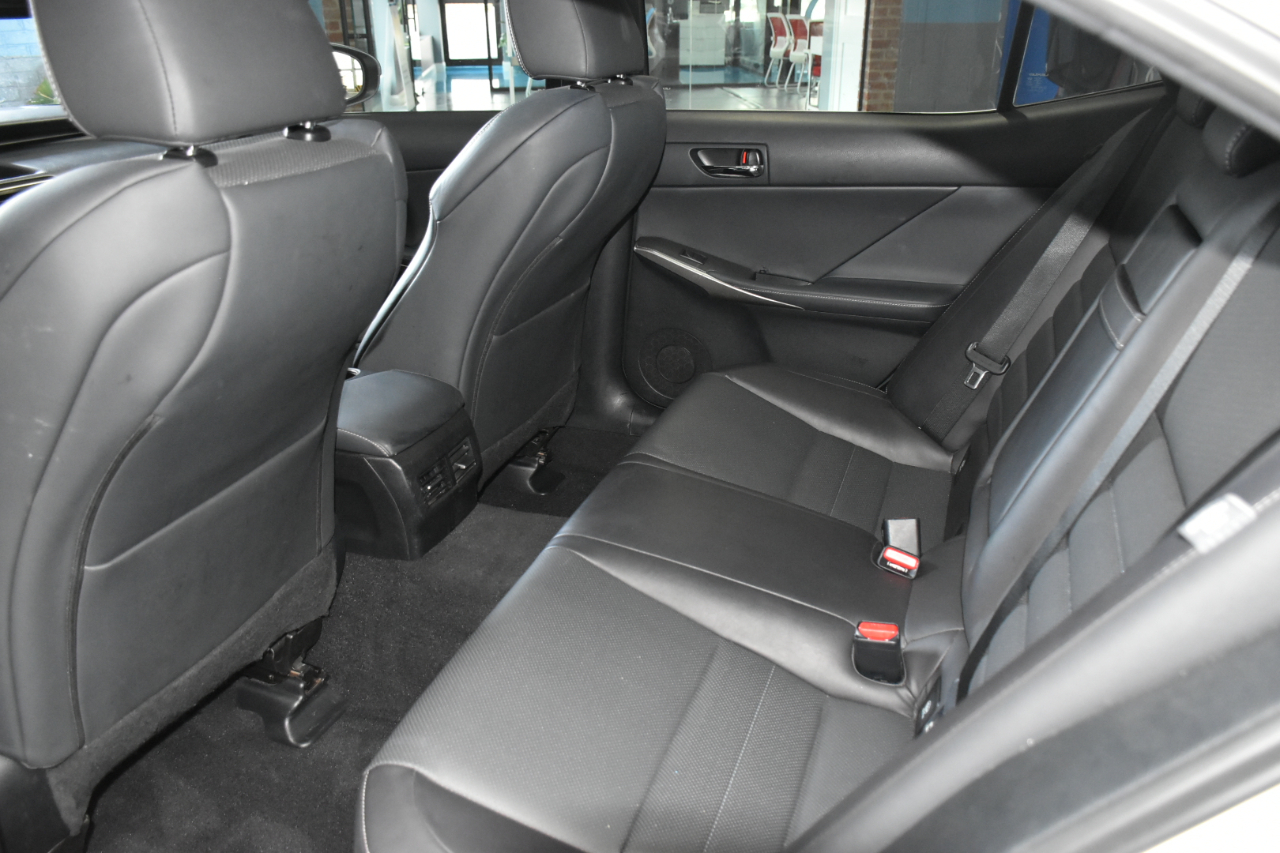 Lexus IS IS 300 F Sport AWD 2016