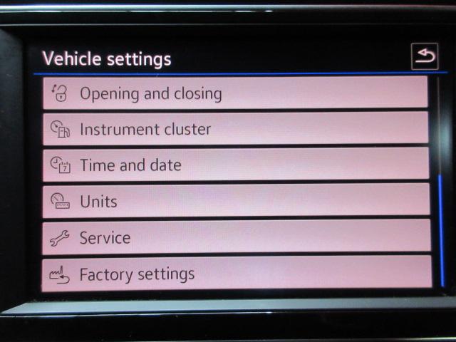 Volkswagen Atlas V6 SE w/Technology 4MOTION 2018