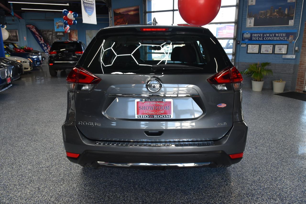 Nissan Rogue SV 4D SUV AWD 2020