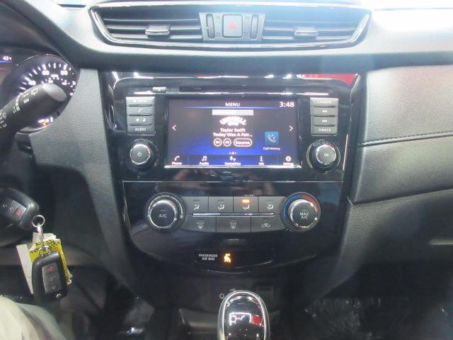 Nissan Rogue SV 4D SUV AWD 2020