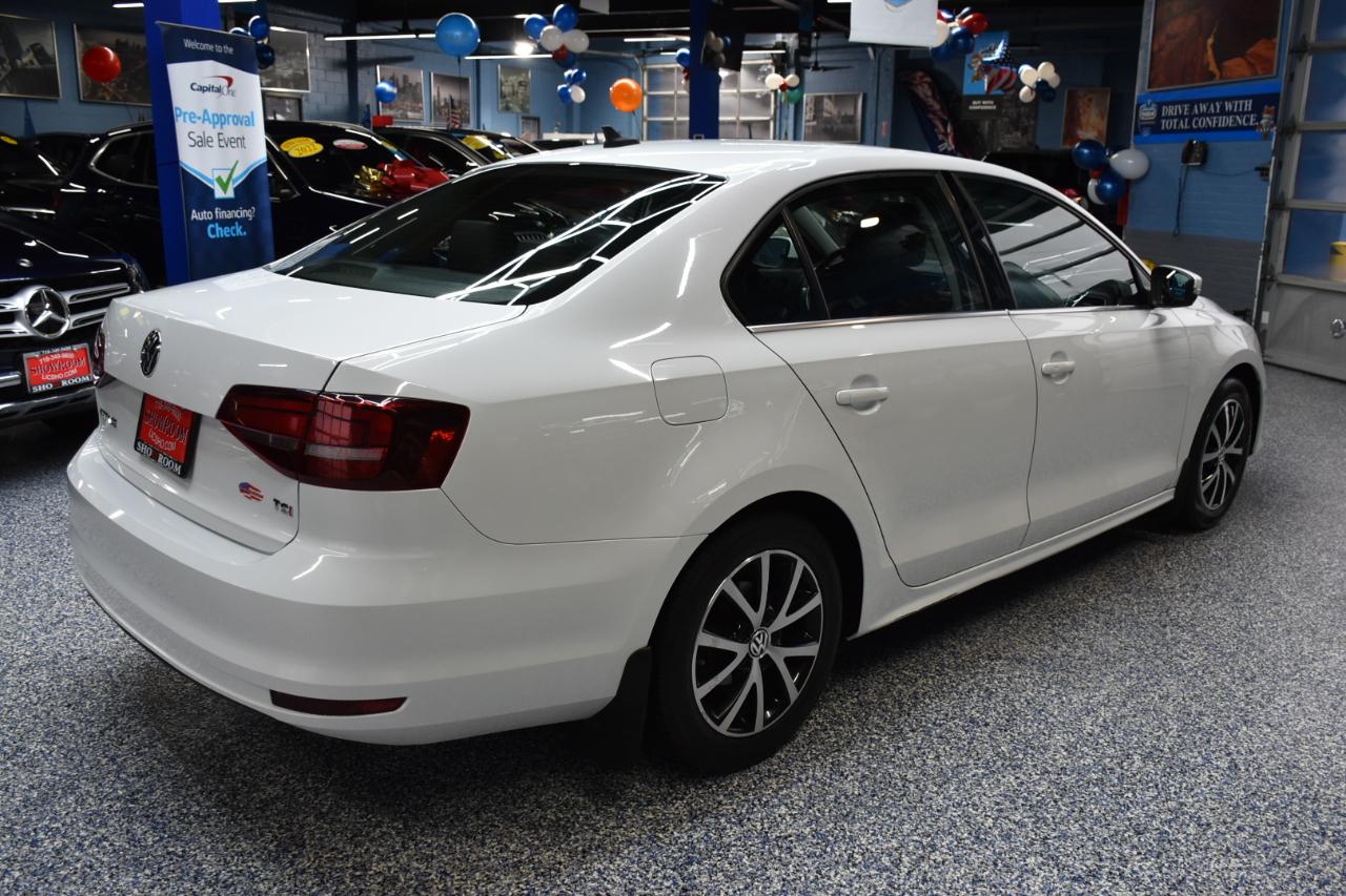 Volkswagen Jetta 1.4T SE 6A 2017