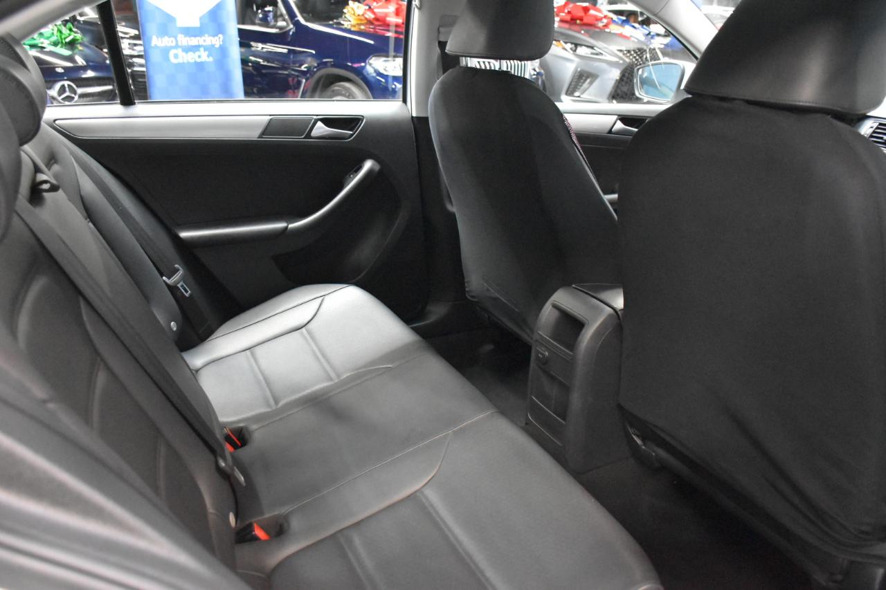 Volkswagen Jetta 1.4T SE 6A 2017